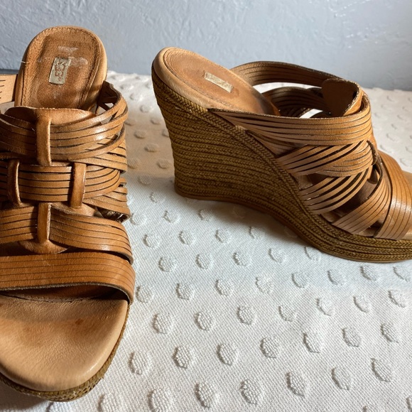 UGG Melinda Brown Leather Woven Strap  Platform Slip-On Wedge Sandals - Picture 13 of 16